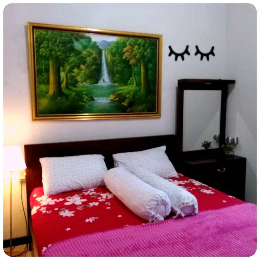Family Villa Syariah C-37 Batu Batu  Exteriör bild