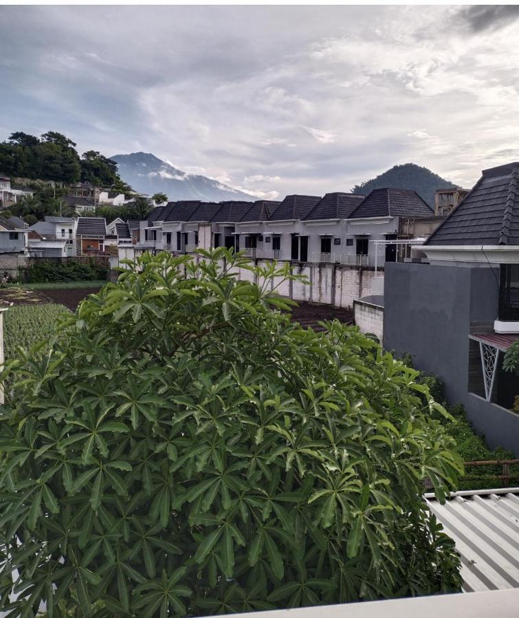 Family Villa Syariah C-37 Batu Batu  Exteriör bild